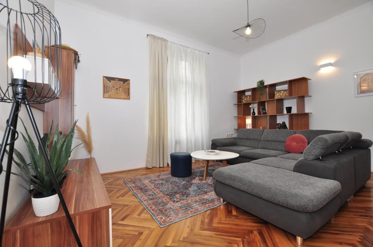 Apartment Moel Сплит Экстерьер фото