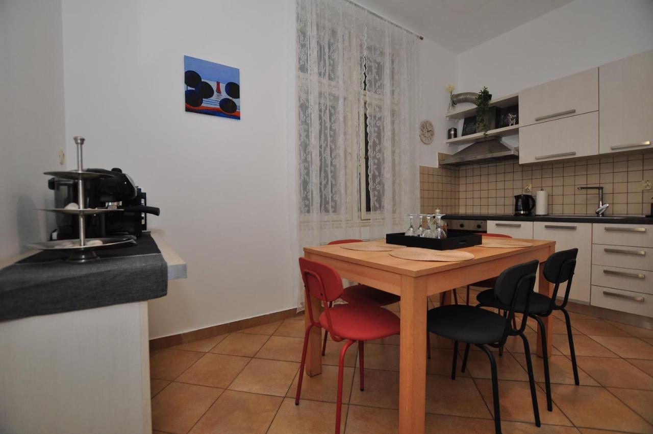Apartment Moel Сплит Экстерьер фото